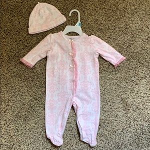 Baby sleeper and hat